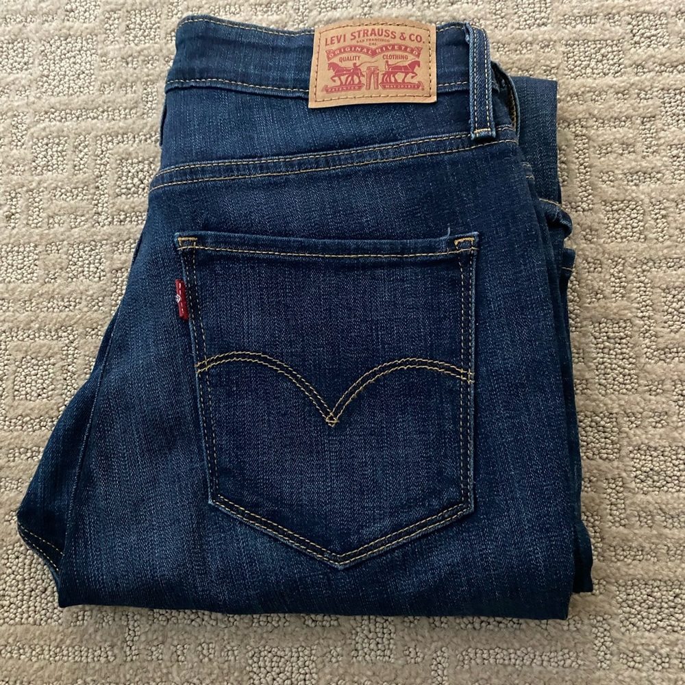 Levi’s 721 High Rise Skinny - Size 31